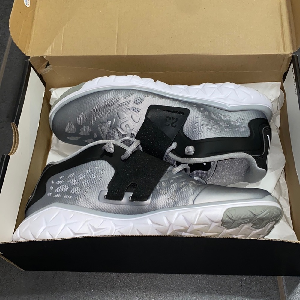 Jordan Flight Flex Trainer 2